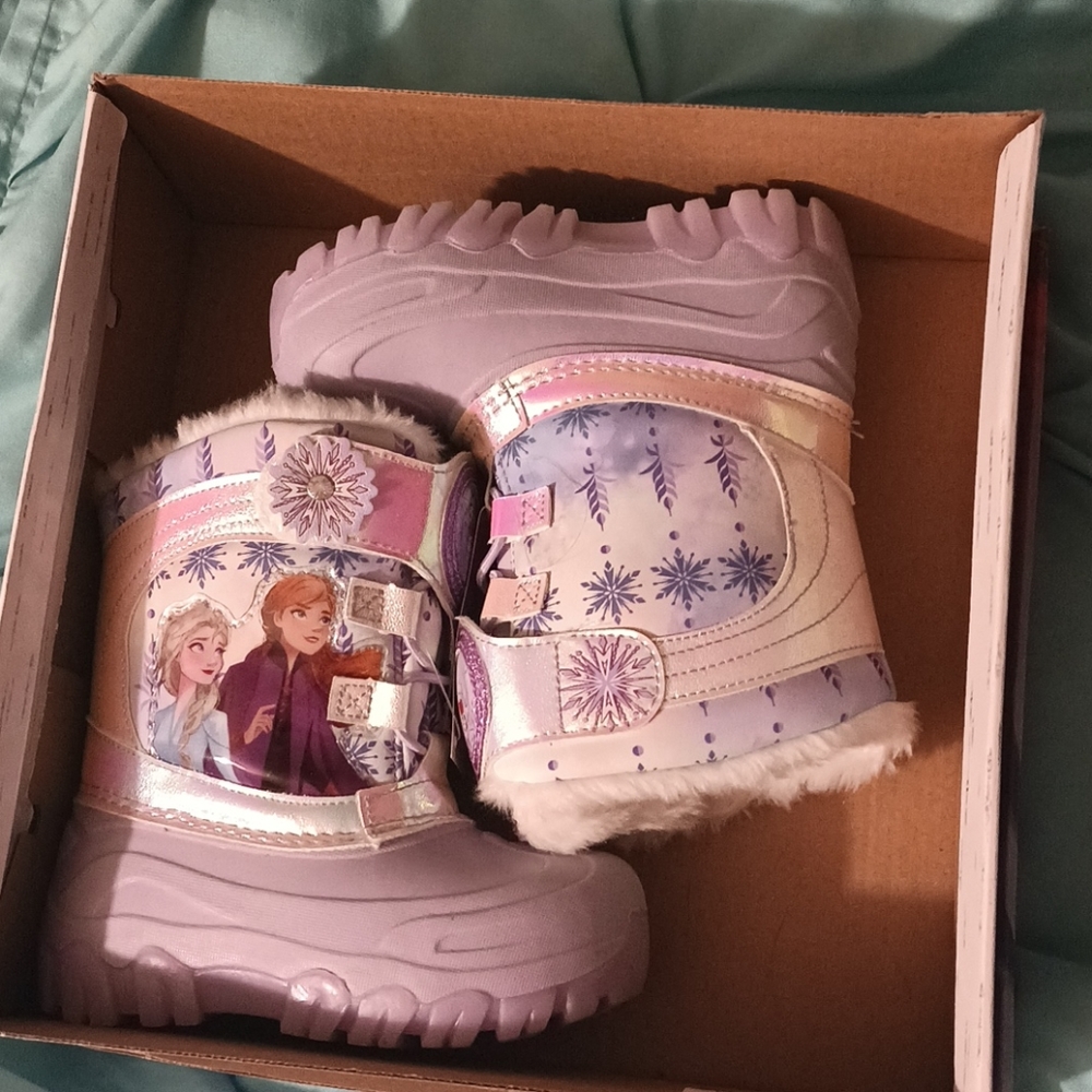 Toddler snow boots